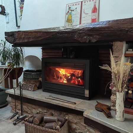 Mas Peu Del Causse Bed & Breakfast Тюир Екстериор снимка