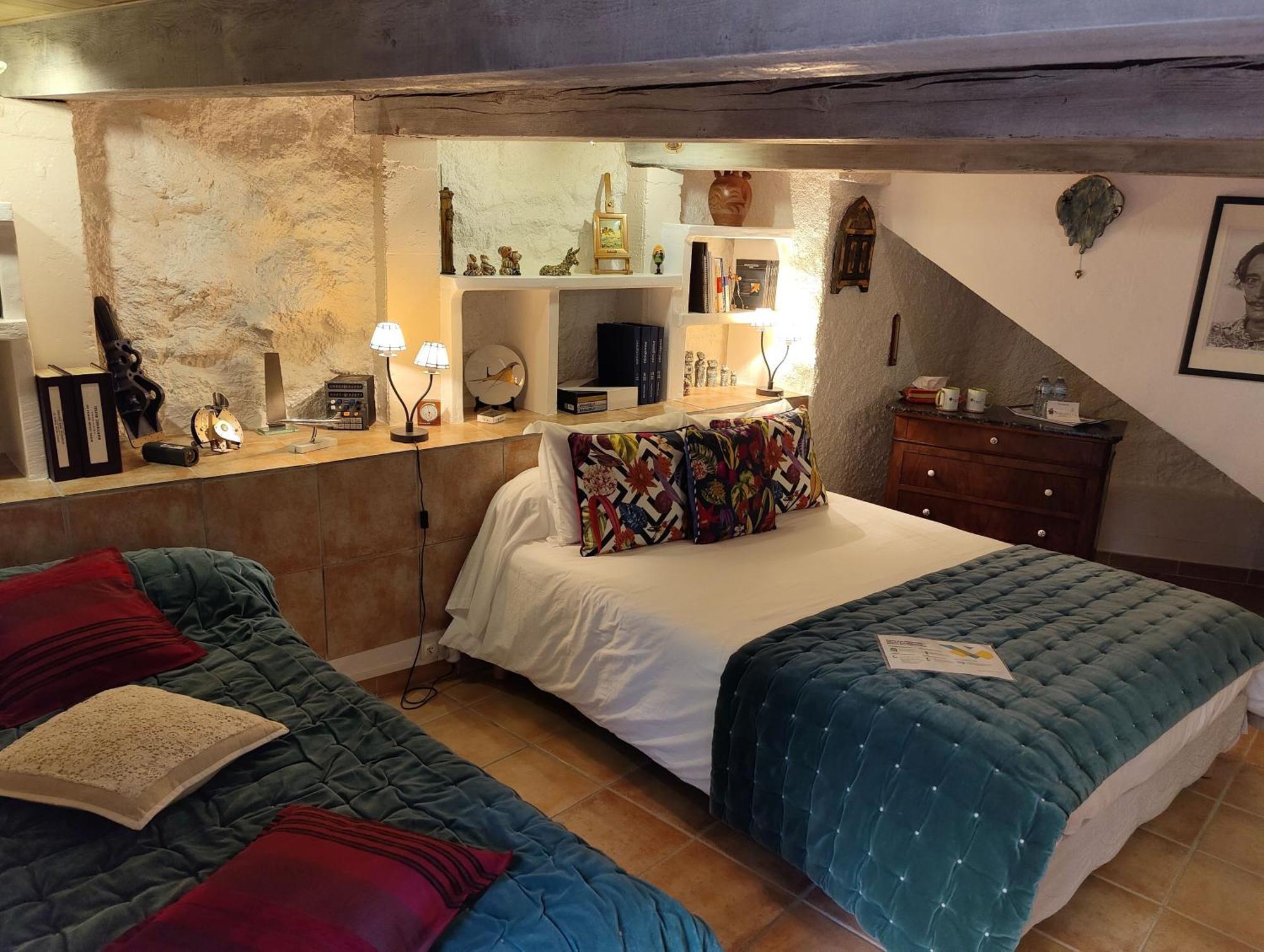 Mas Peu Del Causse Bed & Breakfast Тюир Стая снимка
