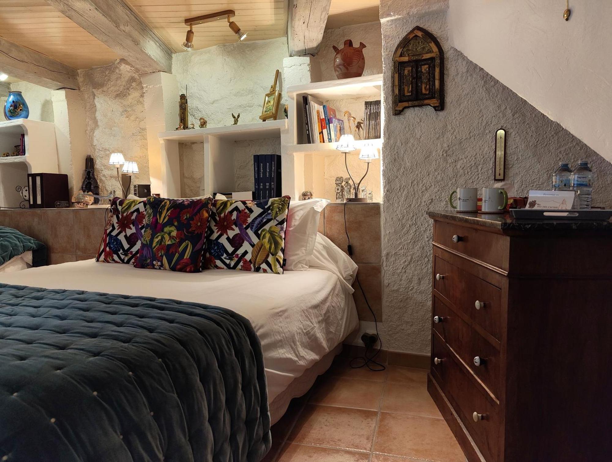 Mas Peu Del Causse Bed & Breakfast Тюир Стая снимка
